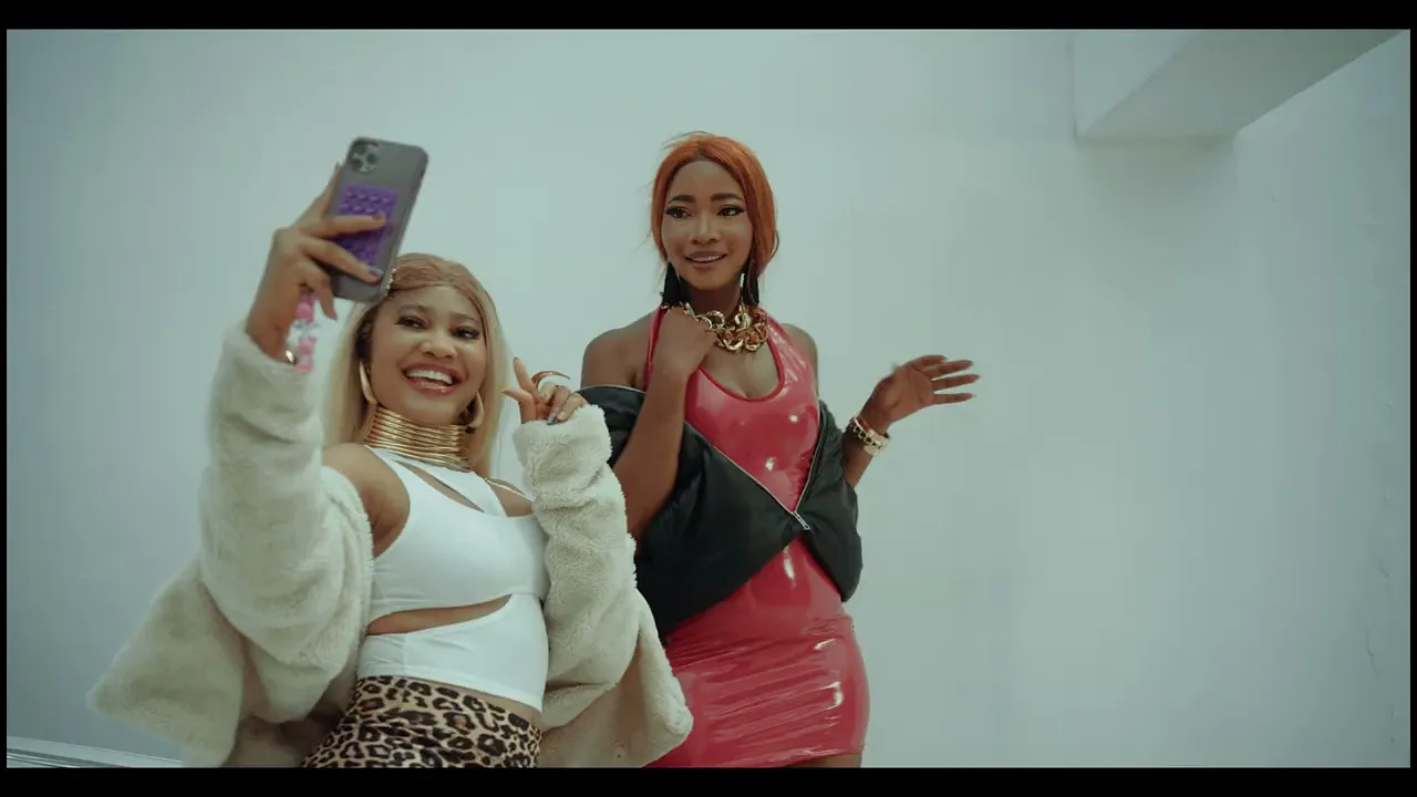 Rave X Portable - Stardom